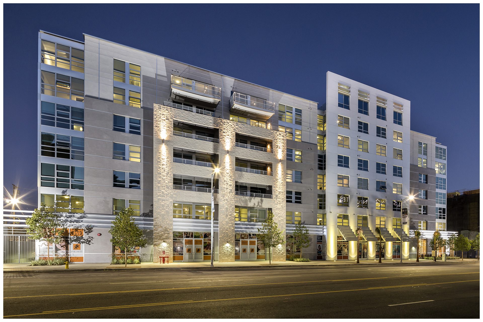 AVANT - DOWNTOWN443 rental units & 11000 SF of retail space in 3 buildings in downtown Los Angeles. Media Systems provided:Apartment Audio system in all unitsCommon Area WiFi and AV