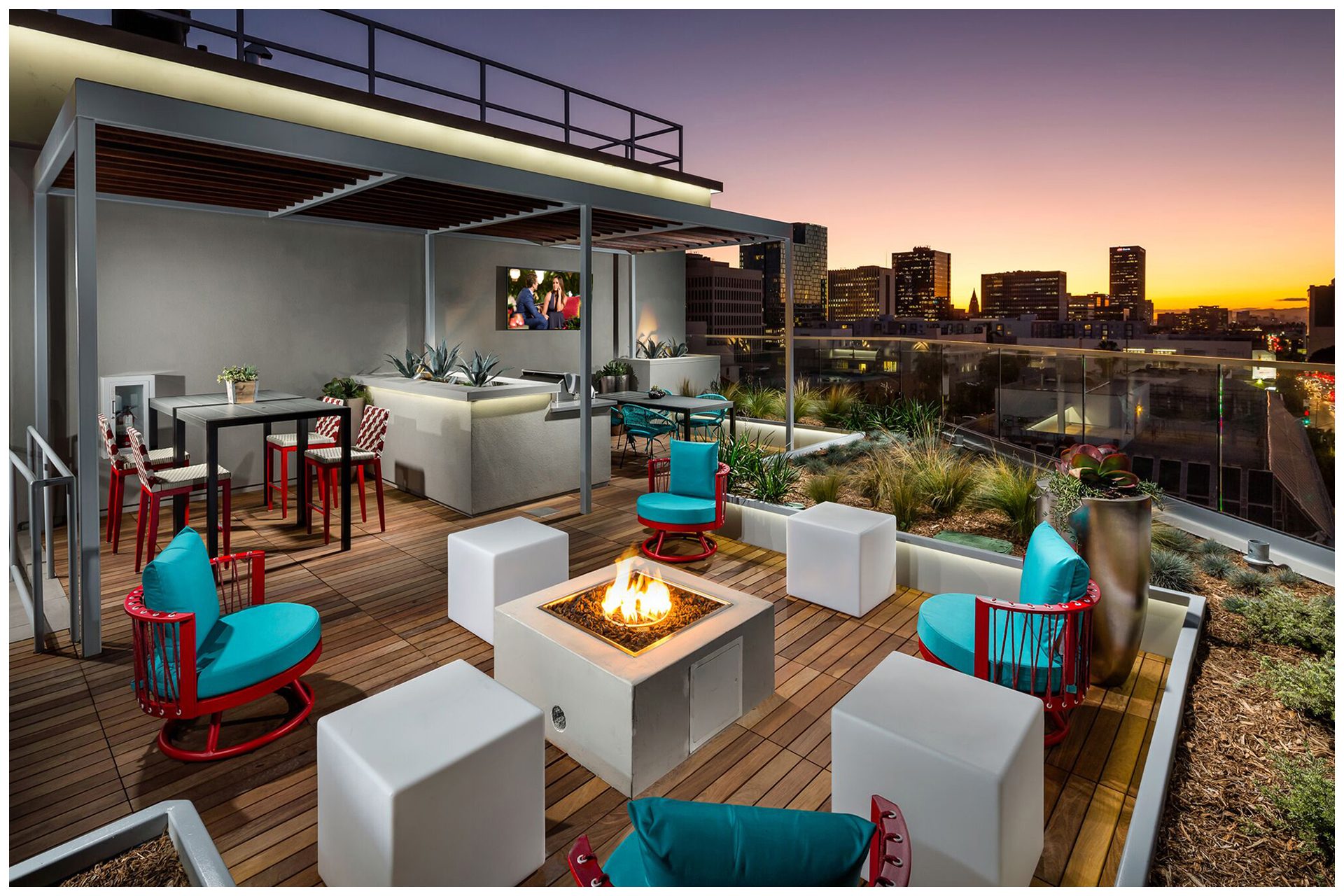 ROOFTOP/SKY DECK PROVISIONSRoof-top Audio & TV & WiFi; Audio Video provisions controlled via a nearby wall-mounted iPad and remotely from leasing office.